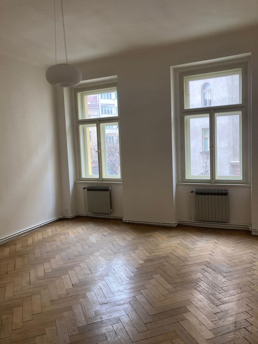 3 bedroom flat to rent, 107 m², Sázavská, Prague, Prague 3 bedroom flat to rent, 107 m², Sázavská, Prague, Prague