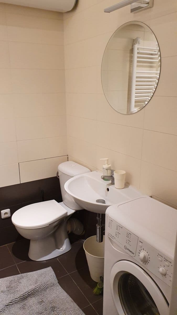 Studio flat to rent, 37 m², Roháčova, Prague, Prague Studio flat to rent, 37 m², Roháčova, Prague, Prague