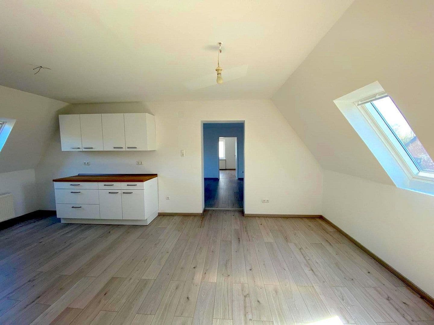 2 bedroom with open-plan kitchen flat to rent, 90 m², Stade, Lower Saxony 2 bedroom with open-plan kitchen flat to rent, 90 m², Stade, Lower Saxony