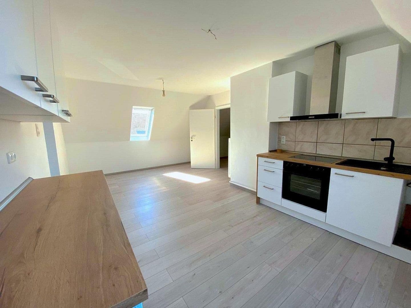 2 bedroom with open-plan kitchen flat to rent, 90 m², Stade, Lower Saxony 2 bedroom with open-plan kitchen flat to rent, 90 m², Stade, Lower Saxony