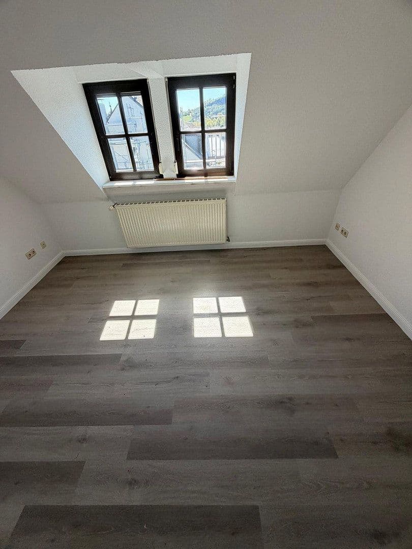 3 bedroom flat to rent, 128 m², Schmidtstraße 12, Rüdesheim am Rhein, Hesse 3 bedroom flat to rent, 128 m², Schmidtstraße 12, Rüdesheim am Rhein, Hesse