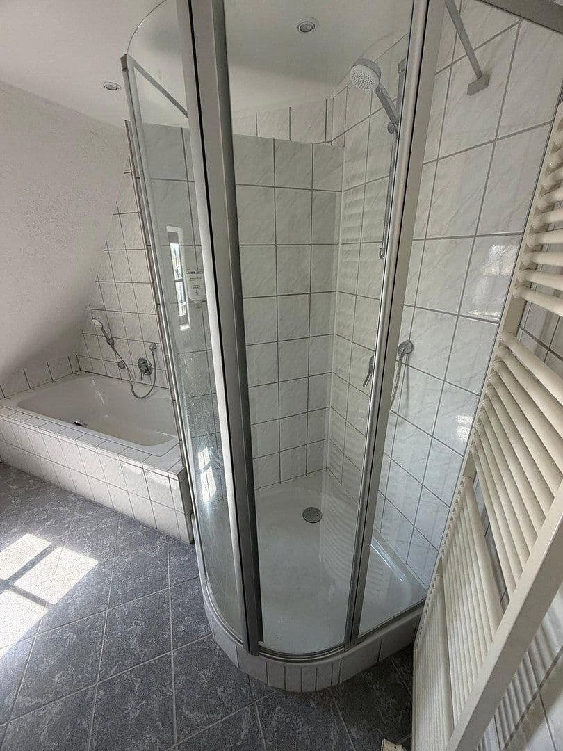 3 bedroom flat to rent, 128 m², Schmidtstraße 12, Rüdesheim am Rhein, Hesse 3 bedroom flat to rent, 128 m², Schmidtstraße 12, Rüdesheim am Rhein, Hesse