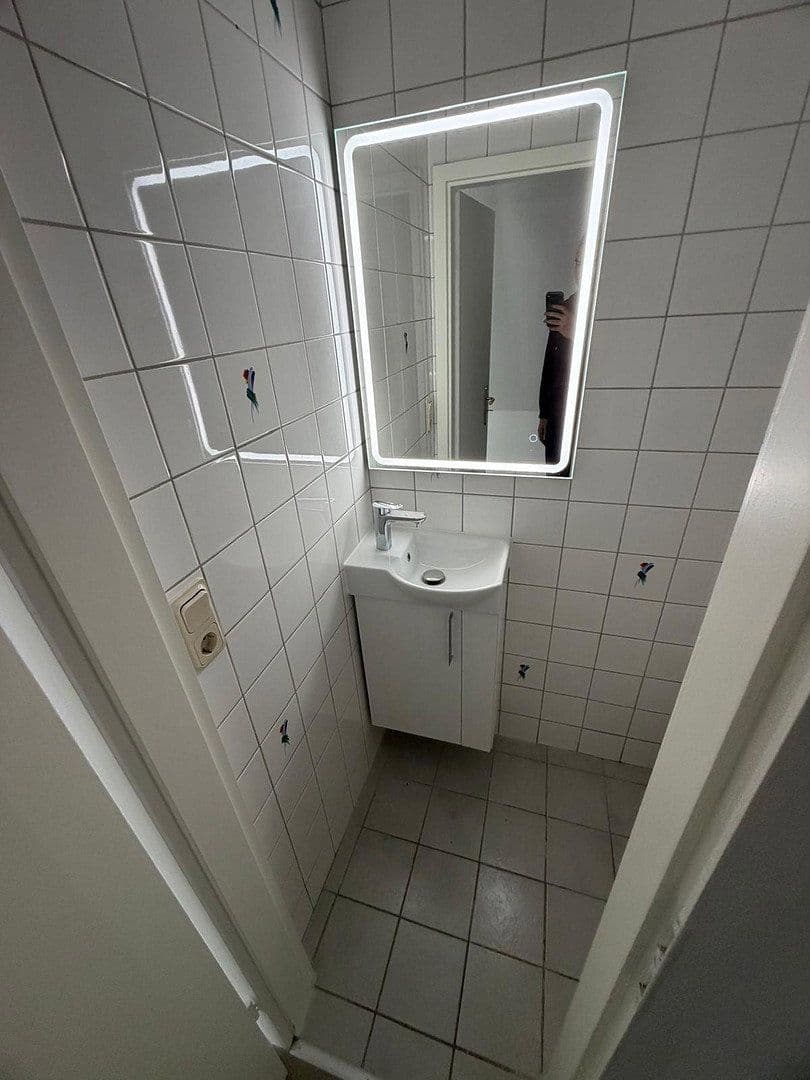 3 bedroom flat to rent, 128 m², Schmidtstraße 12, Rüdesheim am Rhein, Hesse 3 bedroom flat to rent, 128 m², Schmidtstraße 12, Rüdesheim am Rhein, Hesse