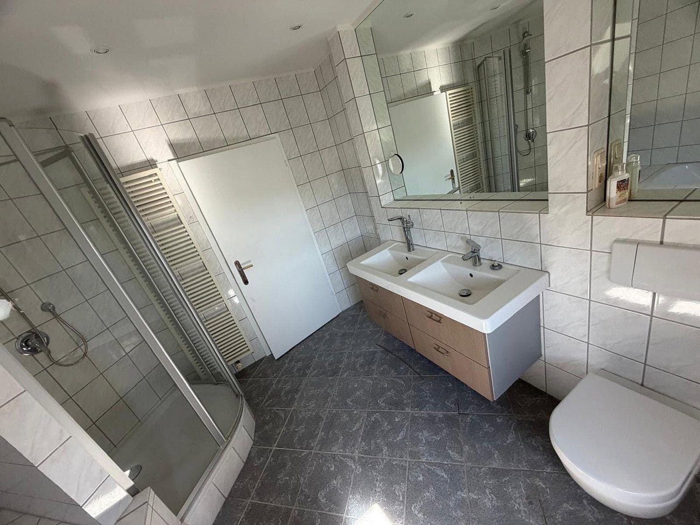 3 bedroom flat to rent, 128 m², Schmidtstraße 12, Rüdesheim am Rhein, Hesse 3 bedroom flat to rent, 128 m², Schmidtstraße 12, Rüdesheim am Rhein, Hesse