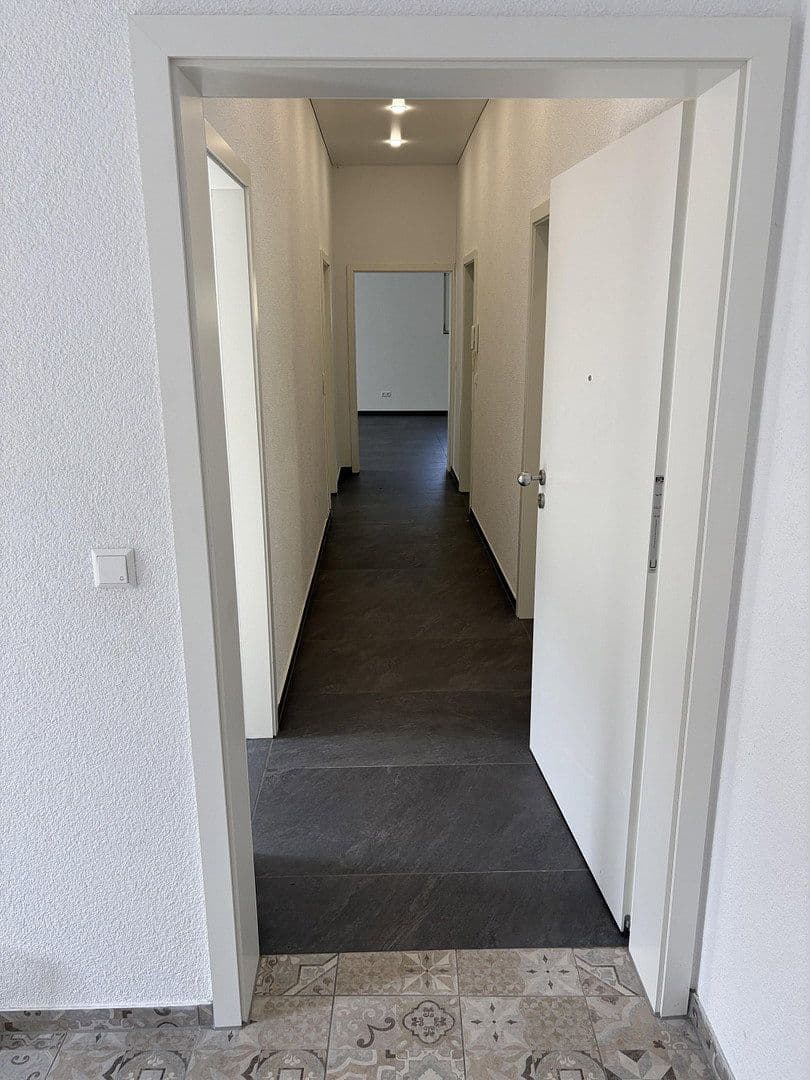 3 bedroom flat to rent, 89 m², Wildbader Straße 39, Neuenbürg, Baden-Württemberg 3 bedroom flat to rent, 89 m², Wildbader Straße 39, Neuenbürg, Baden-Württemberg