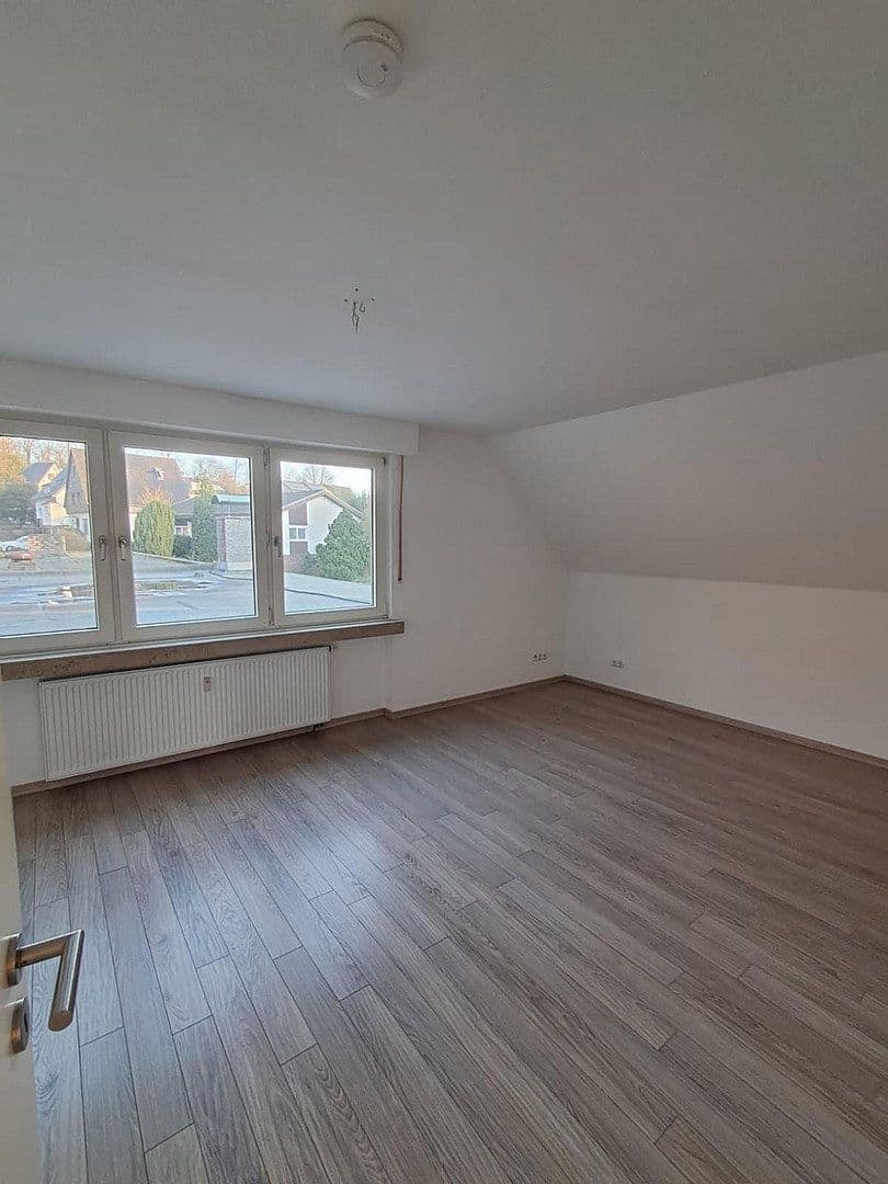 3 bedroom flat to rent, 100 m², Oberborsbacher Str. 19, Odenthal, North Rhine-Westphalia 3 bedroom flat to rent, 100 m², Oberborsbacher Str. 19, Odenthal, North Rhine-Westphalia