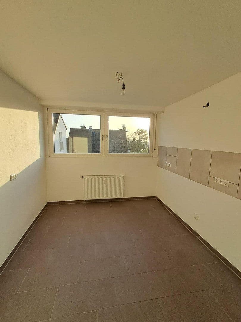 3 bedroom flat to rent, 100 m², Oberborsbacher Str. 19, Odenthal, North Rhine-Westphalia 3 bedroom flat to rent, 100 m², Oberborsbacher Str. 19, Odenthal, North Rhine-Westphalia