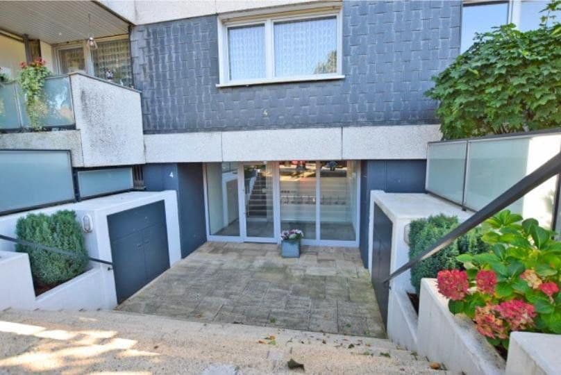 1 bedroom with open-plan kitchen flat to rent, 96 m², Mielesheide 4, Essen, North Rhine-Westphalia 1 bedroom with open-plan kitchen flat to rent, 96 m², Mielesheide 4, Essen, North Rhine-Westphalia