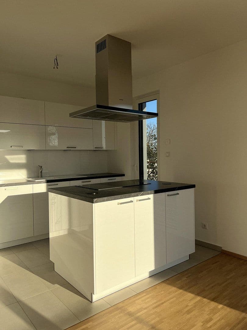 2 bedroom flat to rent, 80 m², Erna Berger Straße 10, Dresden, Saxony 2 bedroom flat to rent, 80 m², Erna Berger Straße 10, Dresden, Saxony