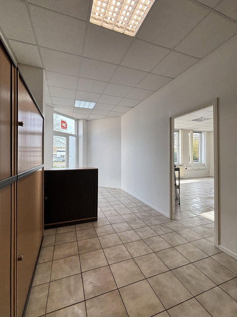 office to rent, 275 m², Weihersfeld 34, Brüggen, North Rhine-Westphalia office to rent, 275 m², Weihersfeld 34, Brüggen, North Rhine-Westphalia