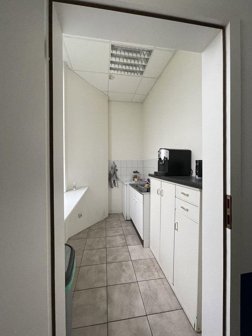 office to rent, 275 m², Weihersfeld 34, Brüggen, North Rhine-Westphalia office to rent, 275 m², Weihersfeld 34, Brüggen, North Rhine-Westphalia