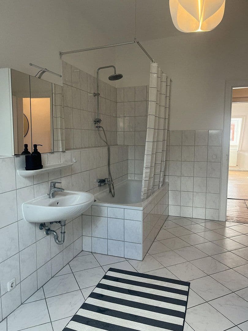 2 bedroom flat to rent, 76 m², Wiesbaden, Hesse 2 bedroom flat to rent, 76 m², Wiesbaden, Hesse