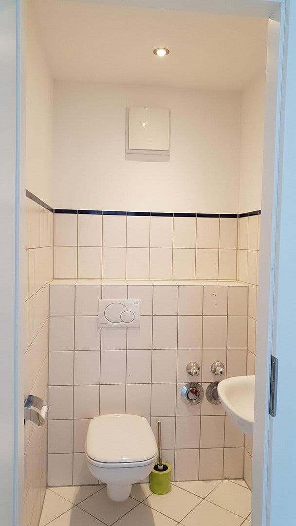 2 bedroom with open-plan kitchen flat to rent, 84 m², Robert-Koch-Str. 38, Ottobrunn, Bavaria 2 bedroom with open-plan kitchen flat to rent, 84 m², Robert-Koch-Str. 38, Ottobrunn, Bavaria