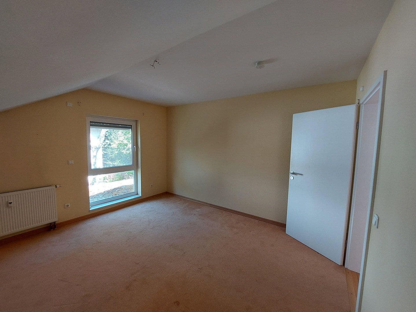 2 bedroom with open-plan kitchen flat to rent, 83 m², Schwabenheim an der Selz, Rhineland-Palatinate 2 bedroom with open-plan kitchen flat to rent, 83 m², Schwabenheim an der Selz, Rhineland-Palatinate