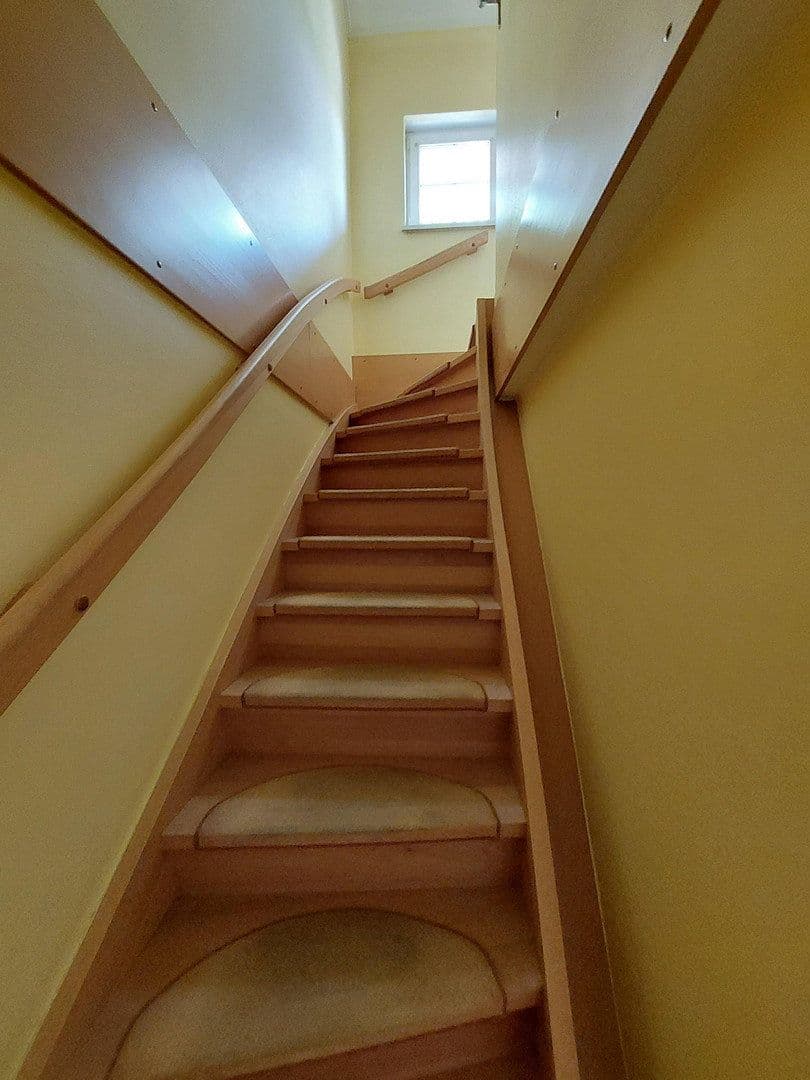 2 bedroom with open-plan kitchen flat to rent, 83 m², Schwabenheim an der Selz, Rhineland-Palatinate 2 bedroom with open-plan kitchen flat to rent, 83 m², Schwabenheim an der Selz, Rhineland-Palatinate