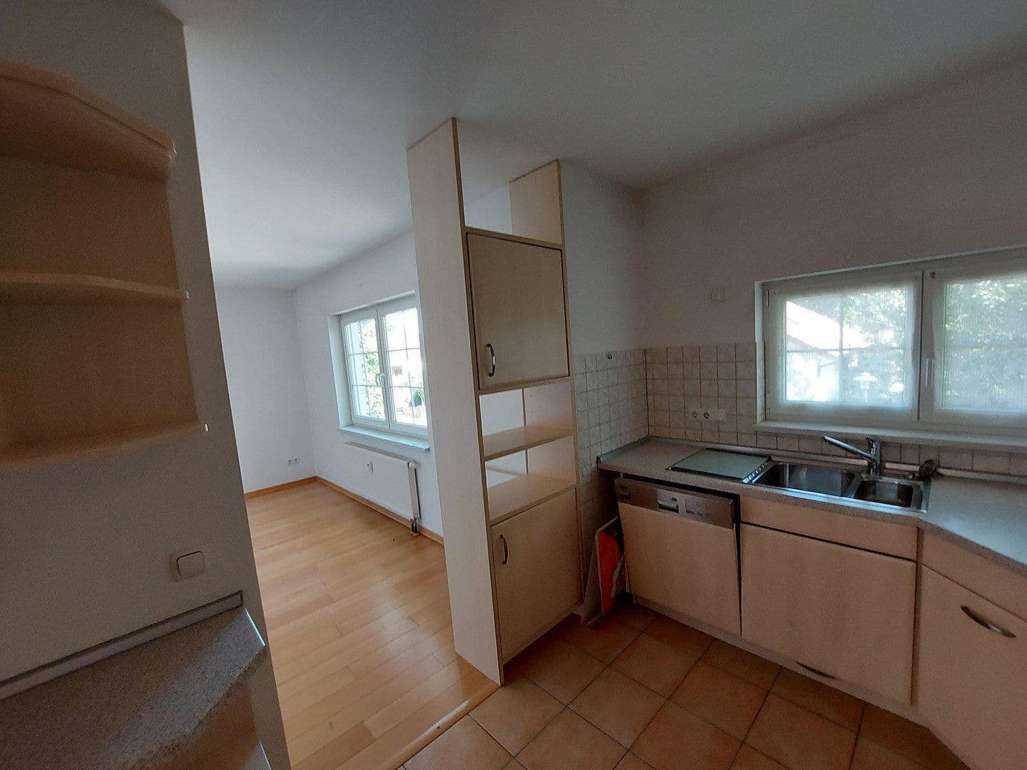 2 bedroom with open-plan kitchen flat to rent, 83 m², Schwabenheim an der Selz, Rhineland-Palatinate 2 bedroom with open-plan kitchen flat to rent, 83 m², Schwabenheim an der Selz, Rhineland-Palatinate