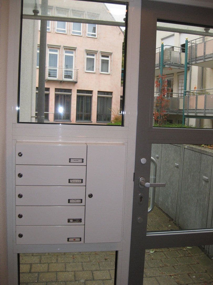 2 bedroom with open-plan kitchen flat to rent, 84 m², Marktplatz 12, Schwaikheim, Baden-Württemberg 2 bedroom with open-plan kitchen flat to rent, 84 m², Marktplatz 12, Schwaikheim, Baden-Württemberg