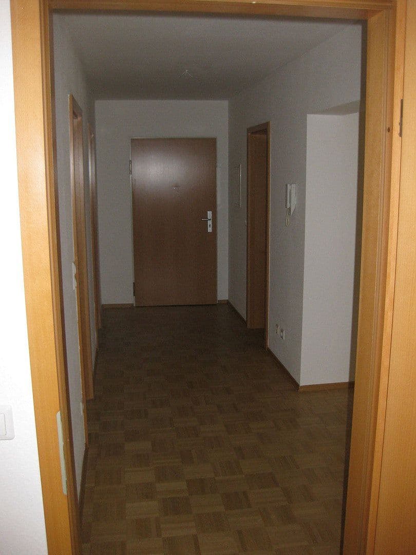 2 bedroom with open-plan kitchen flat to rent, 84 m², Marktplatz 12, Schwaikheim, Baden-Württemberg 2 bedroom with open-plan kitchen flat to rent, 84 m², Marktplatz 12, Schwaikheim, Baden-Württemberg