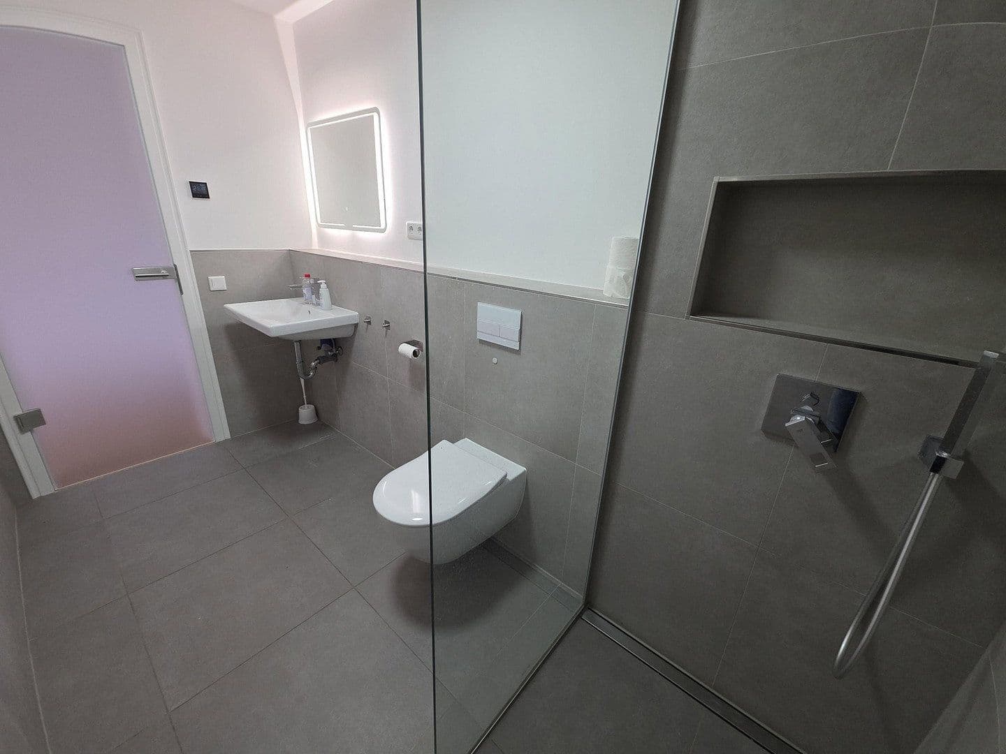 3 bedroom flat to rent, 107 m², Hilden, North Rhine-Westphalia 3 bedroom flat to rent, 107 m², Hilden, North Rhine-Westphalia