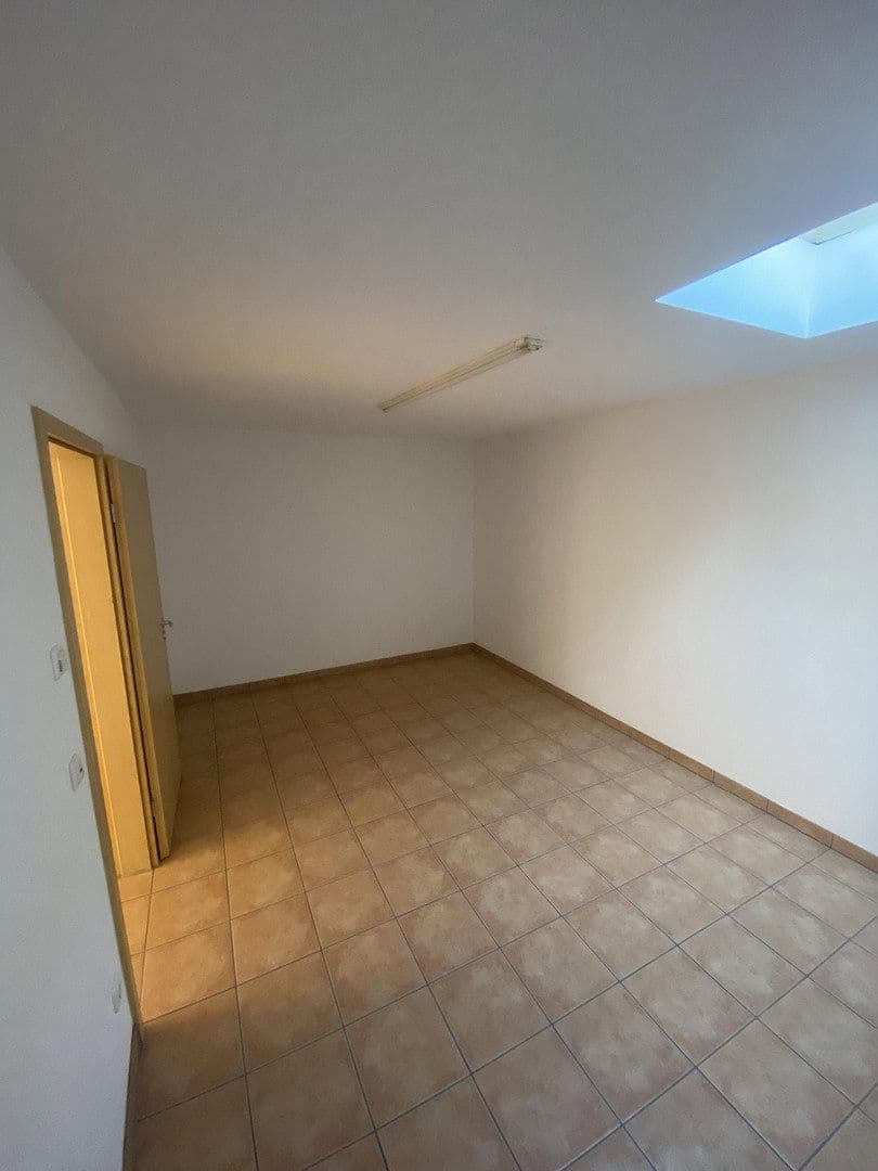 office to rent, 115 m², Hauptstr.46, Greifenberg, Bavaria office to rent, 115 m², Hauptstr.46, Greifenberg, Bavaria