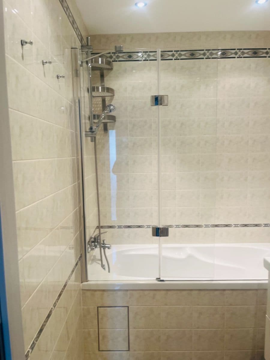 3 bedroom with open-plan kitchen flat to rent, 68 m², Tobrucká, Prague, Prague 3 bedroom with open-plan kitchen flat to rent, 68 m², Tobrucká, Prague, Prague