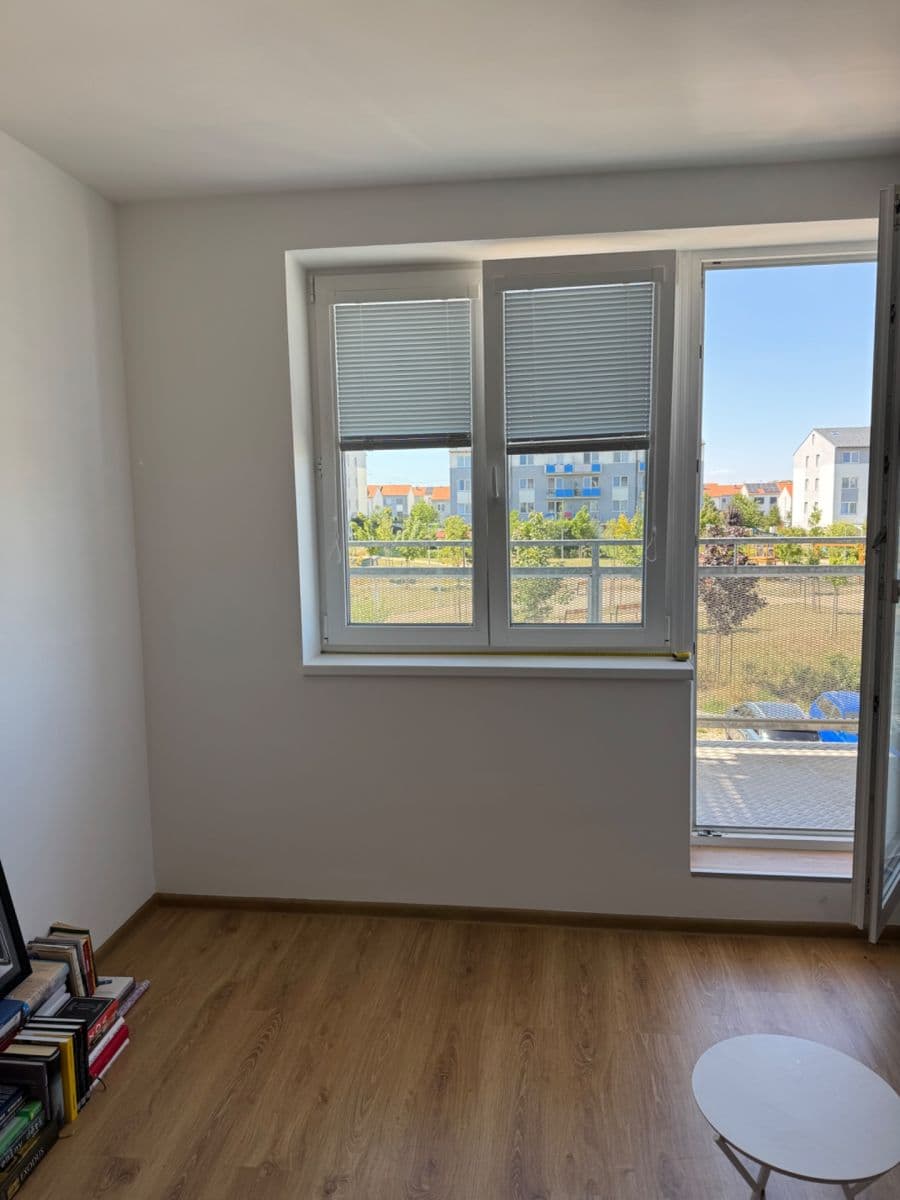 Studio flat to rent, 32 m², Uherova, Chýně, Středočeský Region Studio flat to rent, 32 m², Uherova, Chýně, Středočeský Region