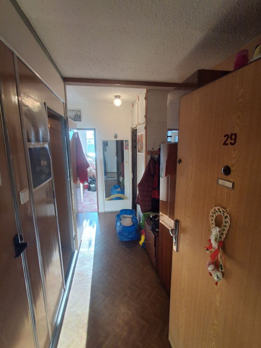 1 bedroom with open-plan kitchen flat for sale, 44 m², Kurčatovova, Prague, Prague 1 bedroom with open-plan kitchen flat for sale, 44 m², Kurčatovova, Prague, Prague