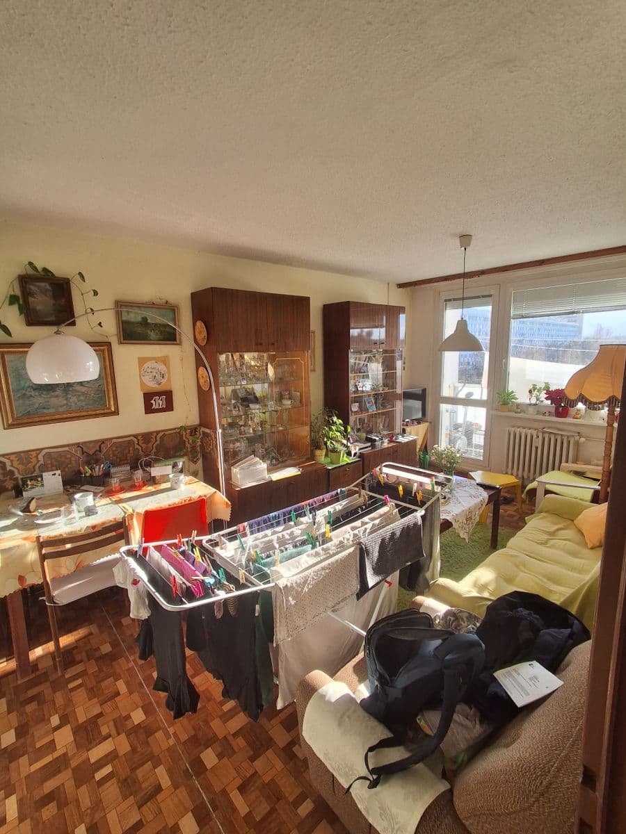 1 bedroom with open-plan kitchen flat for sale, 44 m², Kurčatovova, Prague, Prague 1 bedroom with open-plan kitchen flat for sale, 44 m², Kurčatovova, Prague, Prague