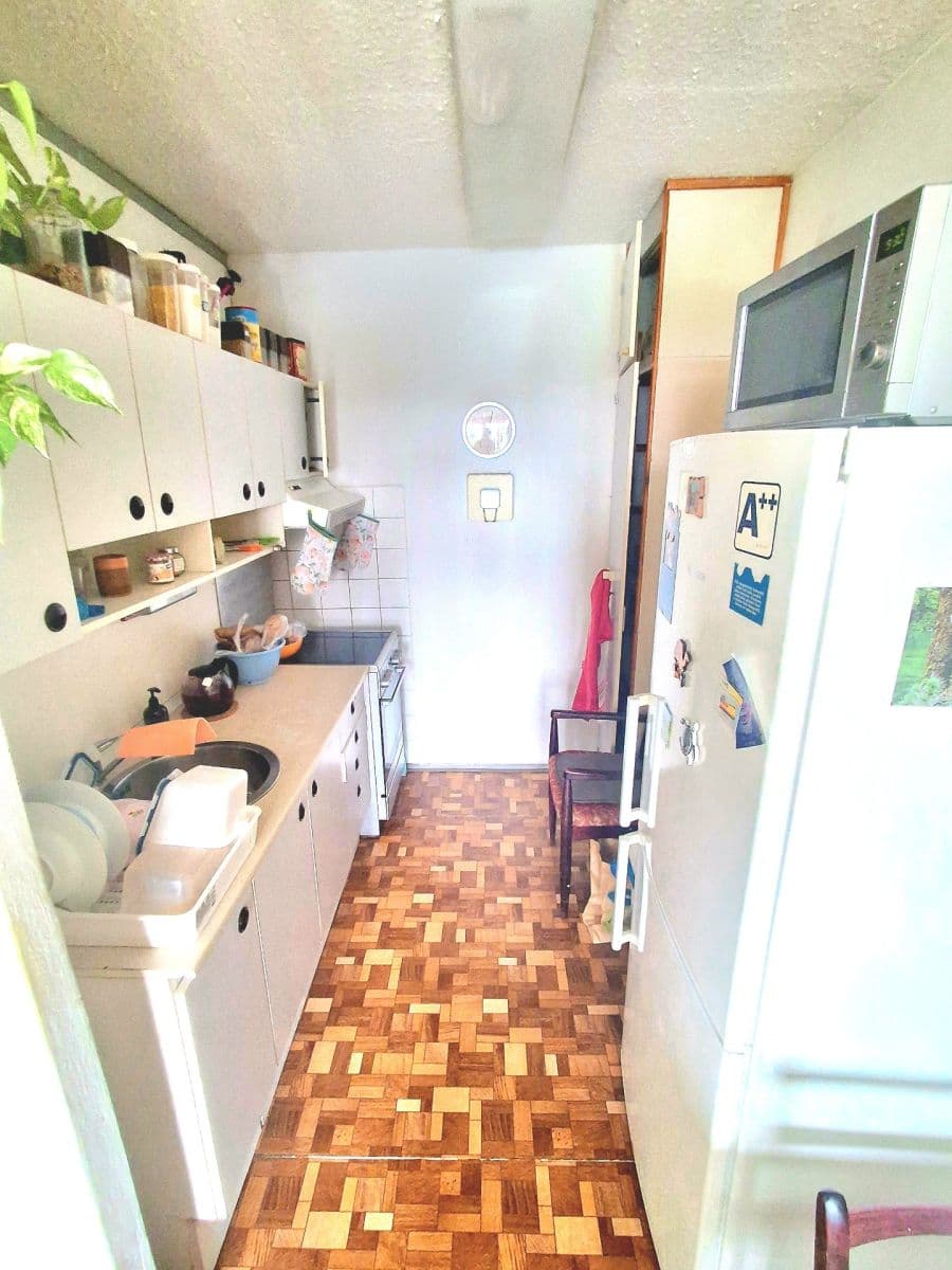 1 bedroom with open-plan kitchen flat for sale, 43 m², Kurčatovova, Prague, Prague 1 bedroom with open-plan kitchen flat for sale, 43 m², Kurčatovova, Prague, Prague