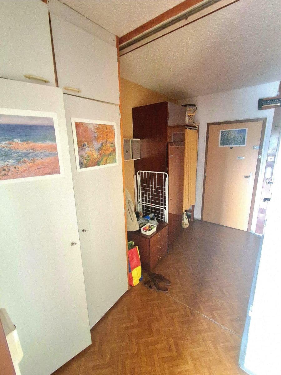 1 bedroom with open-plan kitchen flat for sale, 43 m², Kurčatovova, Prague, Prague 1 bedroom with open-plan kitchen flat for sale, 43 m², Kurčatovova, Prague, Prague
