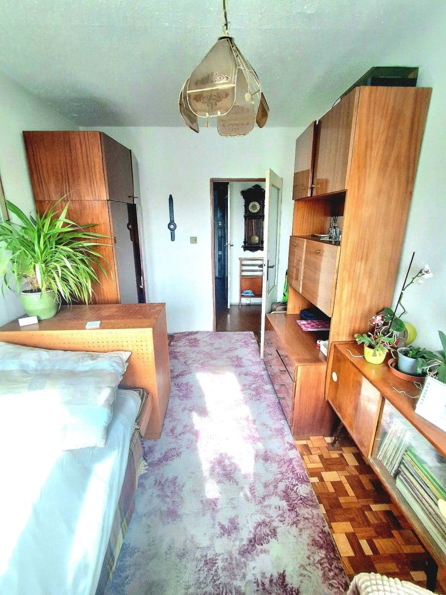 1 bedroom with open-plan kitchen flat for sale, 43 m², Kurčatovova, Prague, Prague 1 bedroom with open-plan kitchen flat for sale, 43 m², Kurčatovova, Prague, Prague