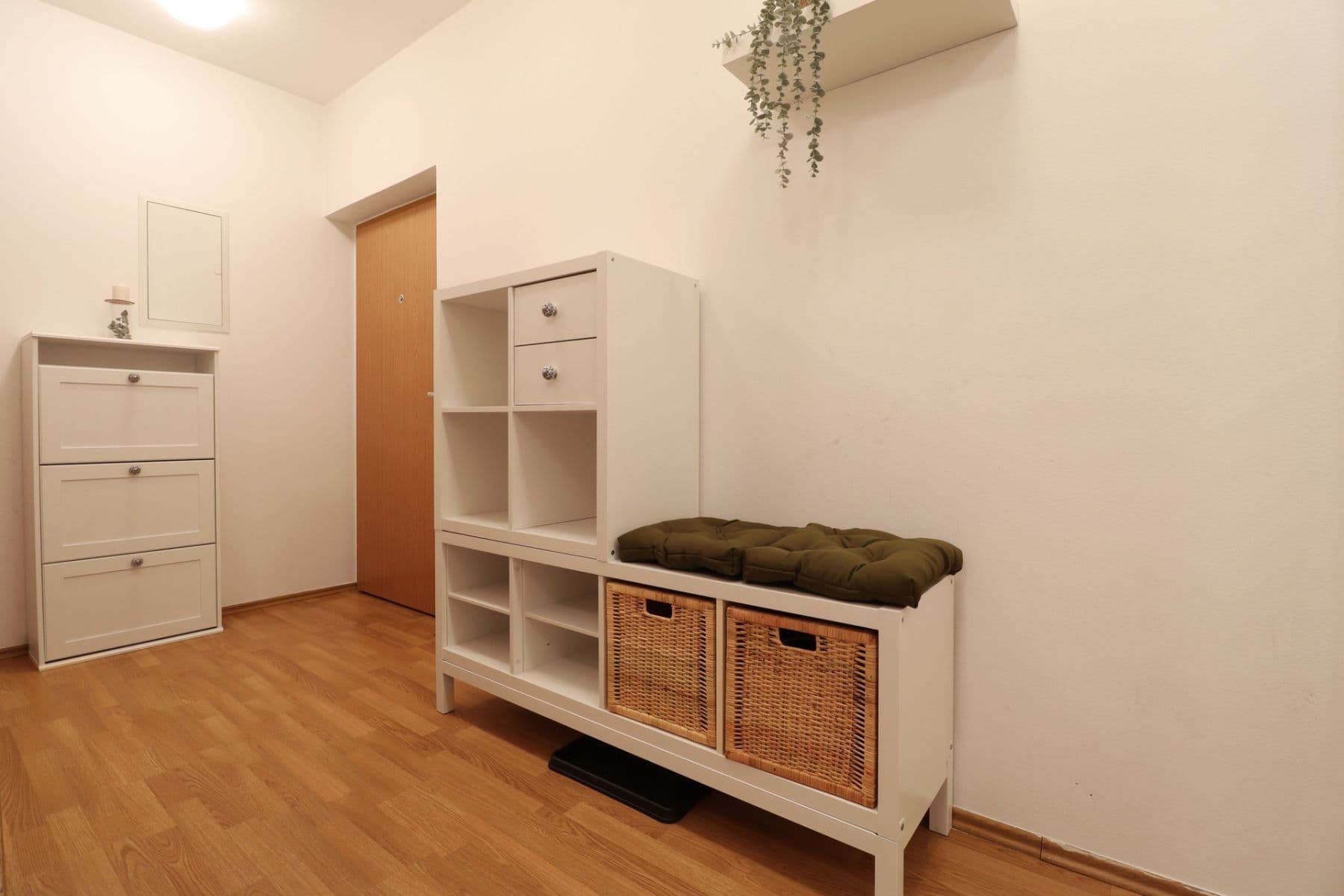 1 bedroom with open-plan kitchen flat to rent, 61 m², Přeučilova, Prague, Prague 1 bedroom with open-plan kitchen flat to rent, 61 m², Přeučilova, Prague, Prague