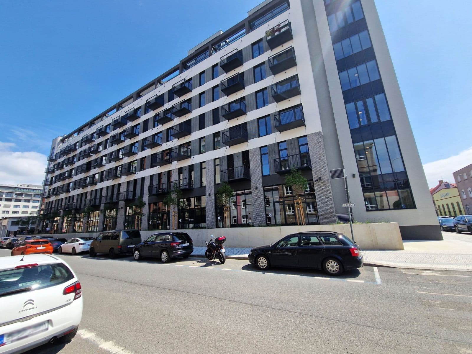 1 bedroom with open-plan kitchen flat to rent, 43 m², V háji, Prague, Prague 1 bedroom with open-plan kitchen flat to rent, 43 m², V háji, Prague, Prague