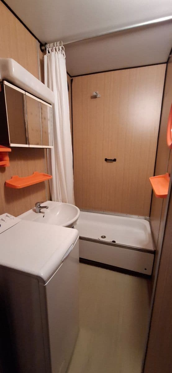 1 bedroom with open-plan kitchen flat for sale, 45 m², Amforová, Prague, Prague 1 bedroom with open-plan kitchen flat for sale, 45 m², Amforová, Prague, Prague