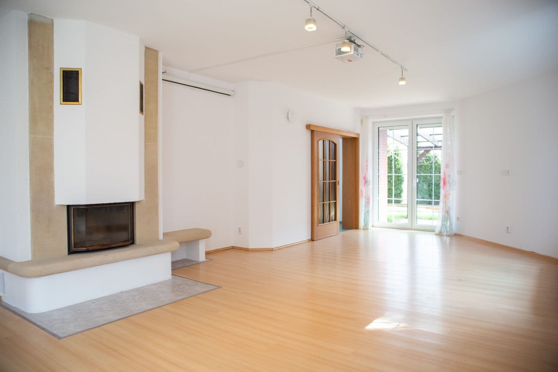 house for sale, 240 m², Dolní, Hradec Králové, Královéhradecký Region house for sale, 240 m², Dolní, Hradec Králové, Královéhradecký Region