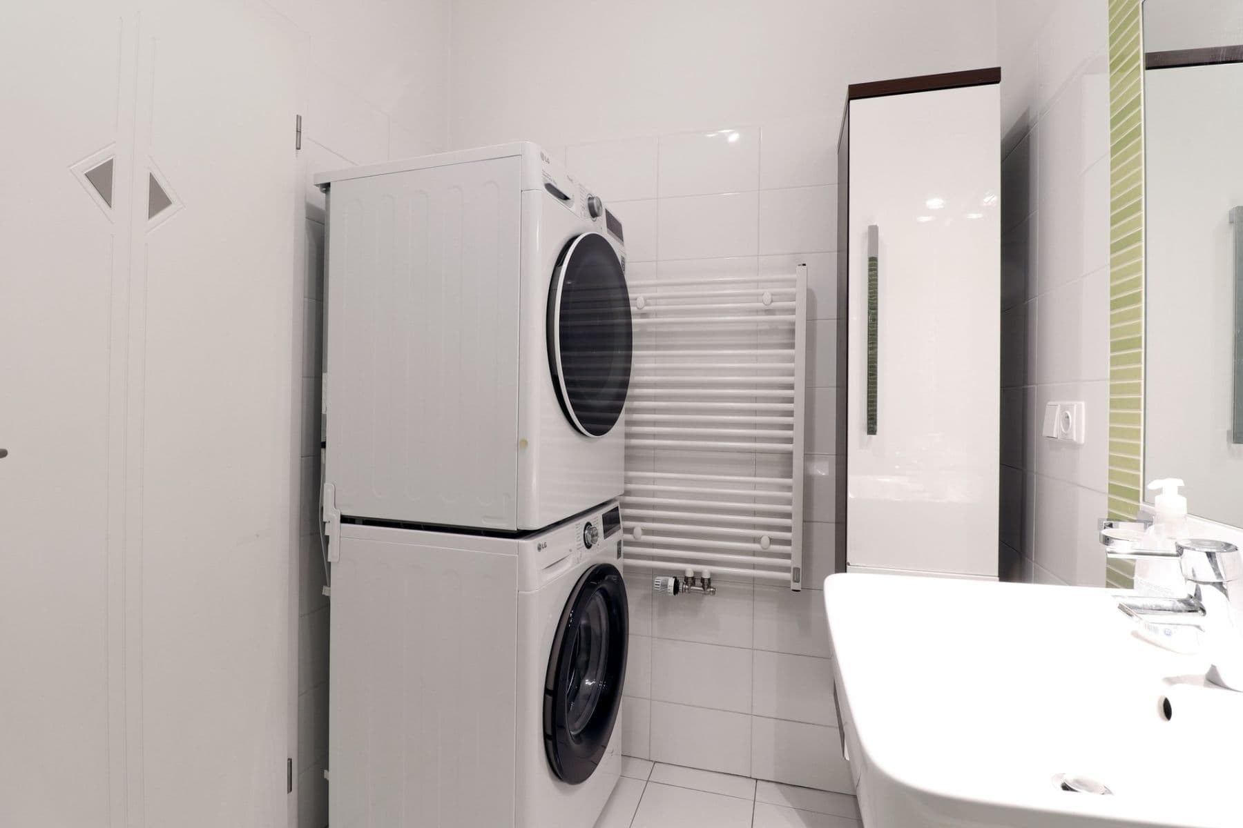 1 bedroom with open-plan kitchen flat to rent, 55 m², Dragounská, Prague, Prague 1 bedroom with open-plan kitchen flat to rent, 55 m², Dragounská, Prague, Prague