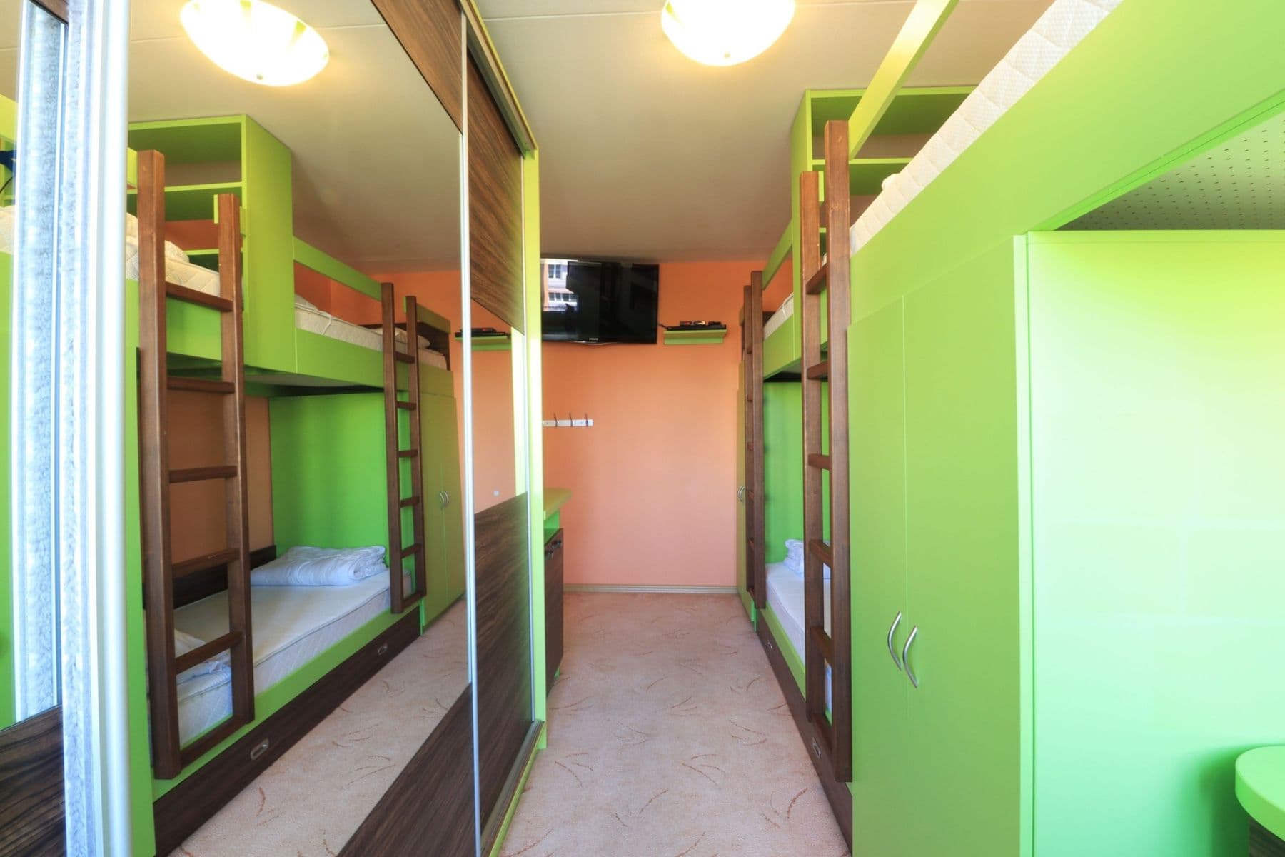 2 bedroom with open-plan kitchen flat to rent, 73 m², Nevanova, Prague, Prague 2 bedroom with open-plan kitchen flat to rent, 73 m², Nevanova, Prague, Prague