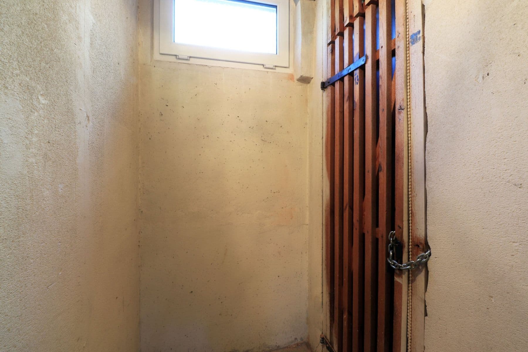 2 bedroom with open-plan kitchen flat to rent, 73 m², Nevanova, Prague, Prague 2 bedroom with open-plan kitchen flat to rent, 73 m², Nevanova, Prague, Prague