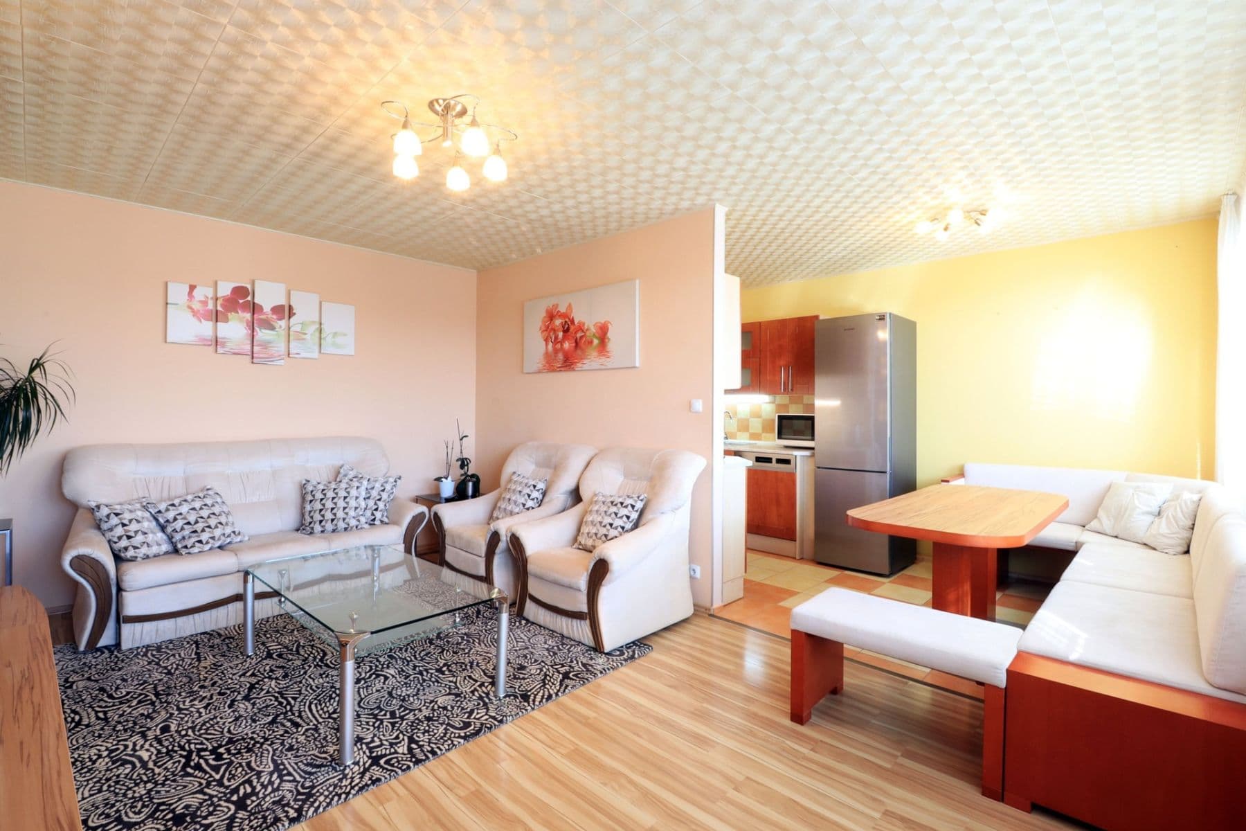 2 bedroom with open-plan kitchen flat to rent, 73 m², Nevanova, Prague, Prague 2 bedroom with open-plan kitchen flat to rent, 73 m², Nevanova, Prague, Prague