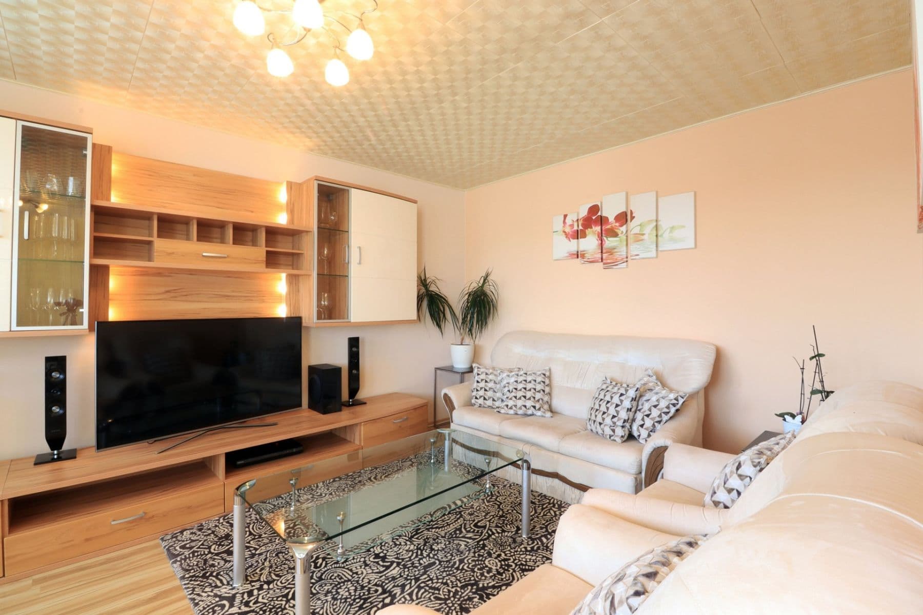 2 bedroom with open-plan kitchen flat to rent, 73 m², Nevanova, Prague, Prague 2 bedroom with open-plan kitchen flat to rent, 73 m², Nevanova, Prague, Prague