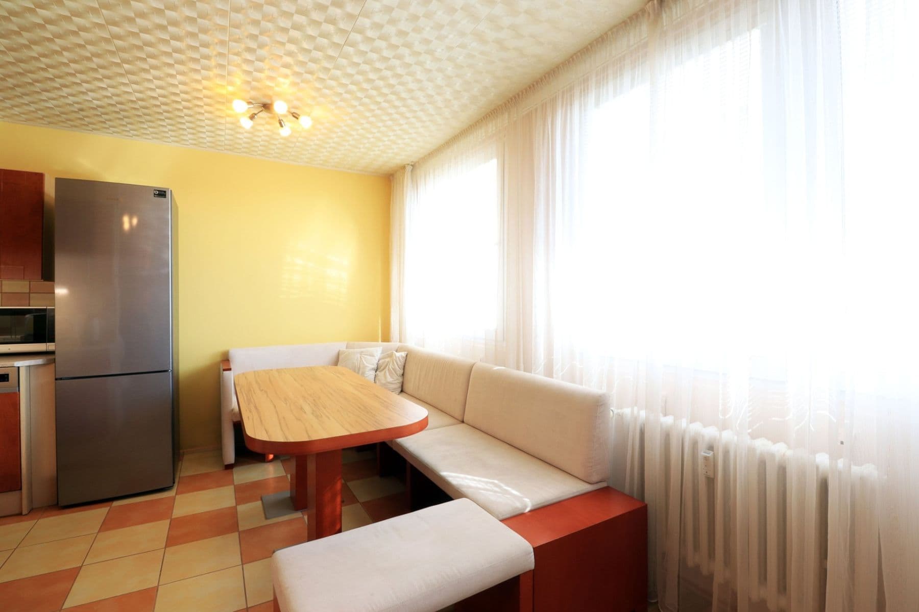 2 bedroom with open-plan kitchen flat to rent, 73 m², Nevanova, Prague, Prague 2 bedroom with open-plan kitchen flat to rent, 73 m², Nevanova, Prague, Prague