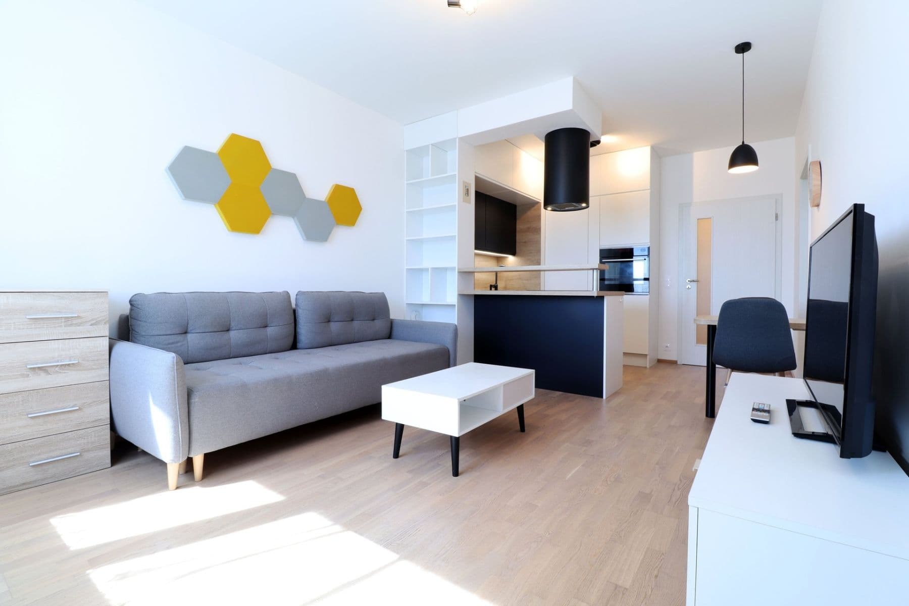1 bedroom with open-plan kitchen flat to rent, 49 m², Waltariho, Prague, Prague 1 bedroom with open-plan kitchen flat to rent, 49 m², Waltariho, Prague, Prague