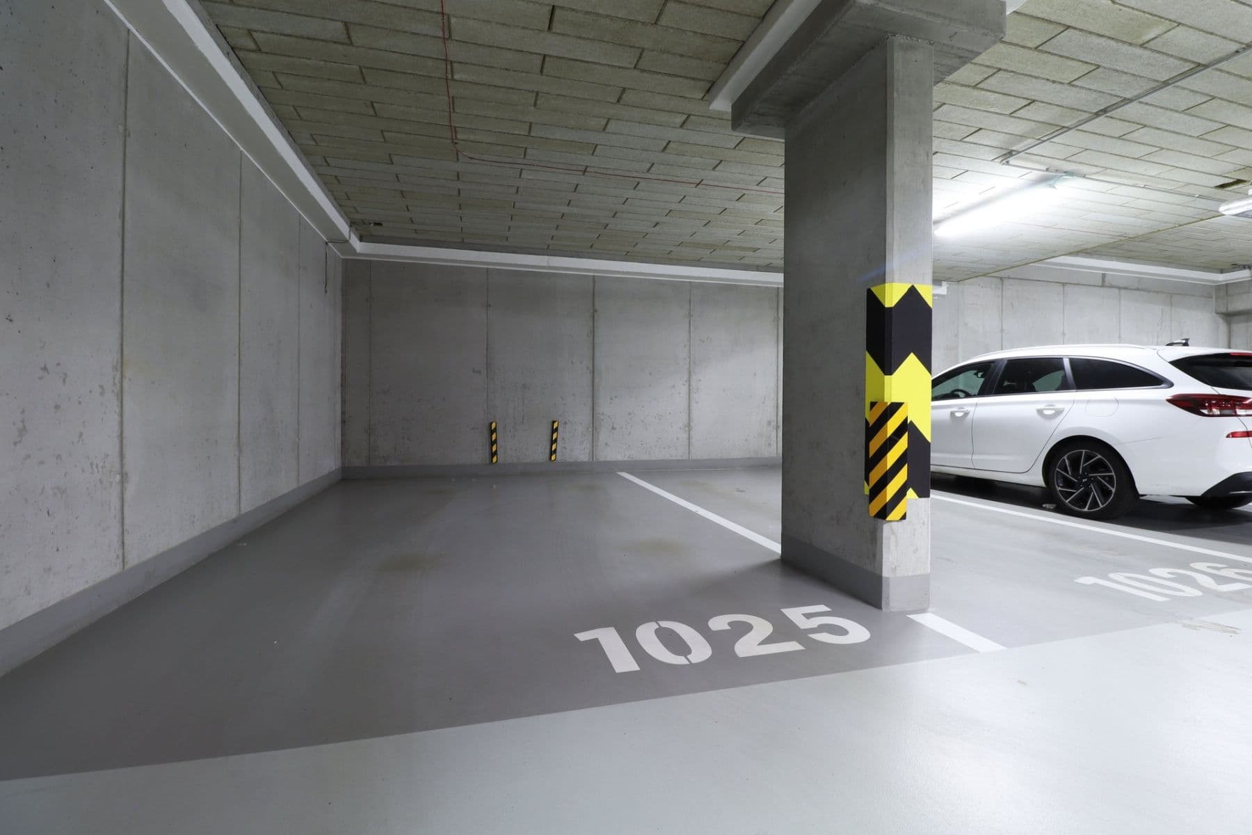 1 bedroom with open-plan kitchen flat to rent, 49 m², Waltariho, Prague, Prague 1 bedroom with open-plan kitchen flat to rent, 49 m², Waltariho, Prague, Prague