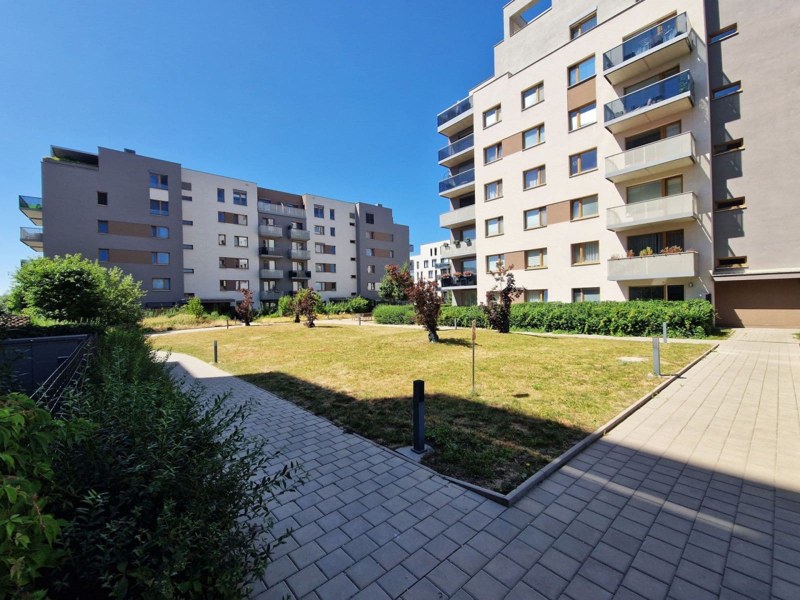 1 bedroom with open-plan kitchen flat to rent, 49 m², Waltariho, Prague, Prague 1 bedroom with open-plan kitchen flat to rent, 49 m², Waltariho, Prague, Prague