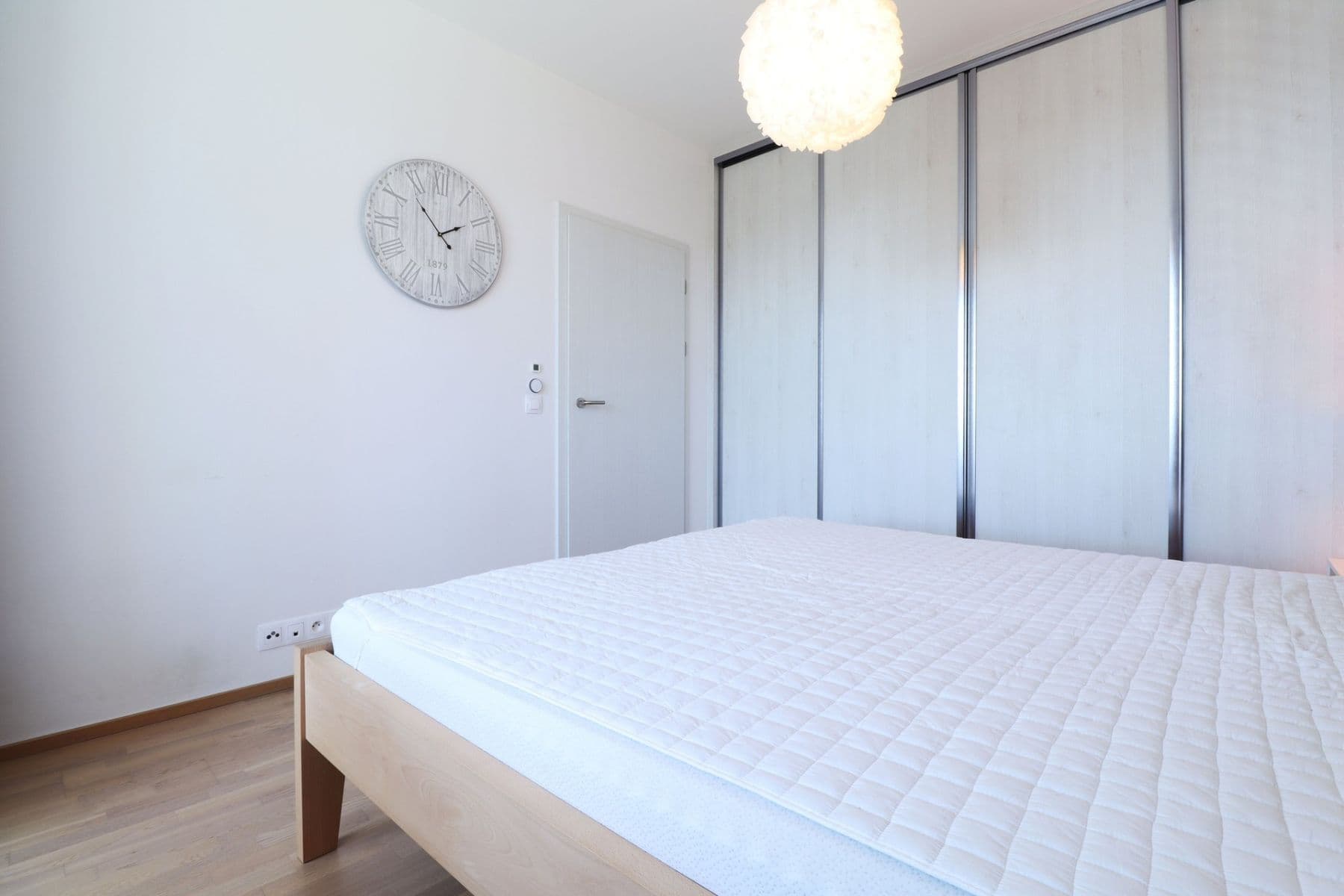 1 bedroom with open-plan kitchen flat to rent, 49 m², Waltariho, Prague, Prague 1 bedroom with open-plan kitchen flat to rent, 49 m², Waltariho, Prague, Prague