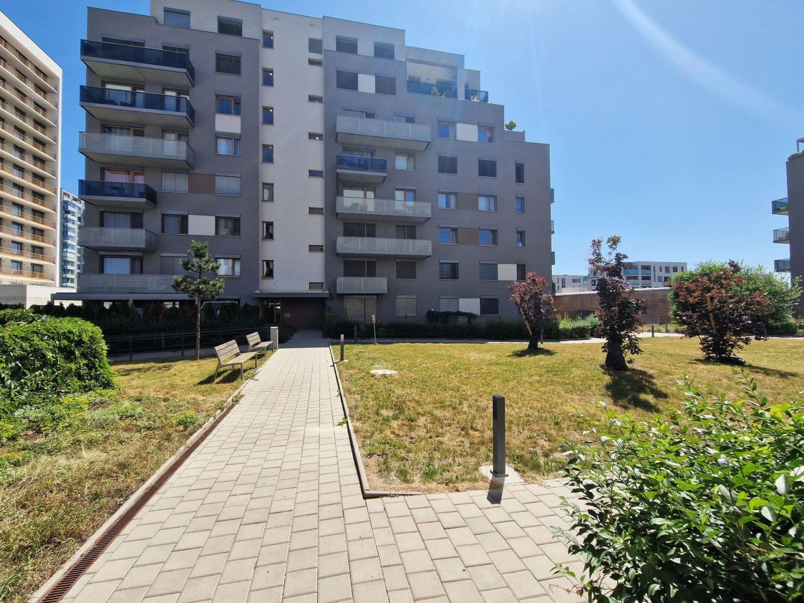 1 bedroom with open-plan kitchen flat to rent, 49 m², Waltariho, Prague, Prague 1 bedroom with open-plan kitchen flat to rent, 49 m², Waltariho, Prague, Prague