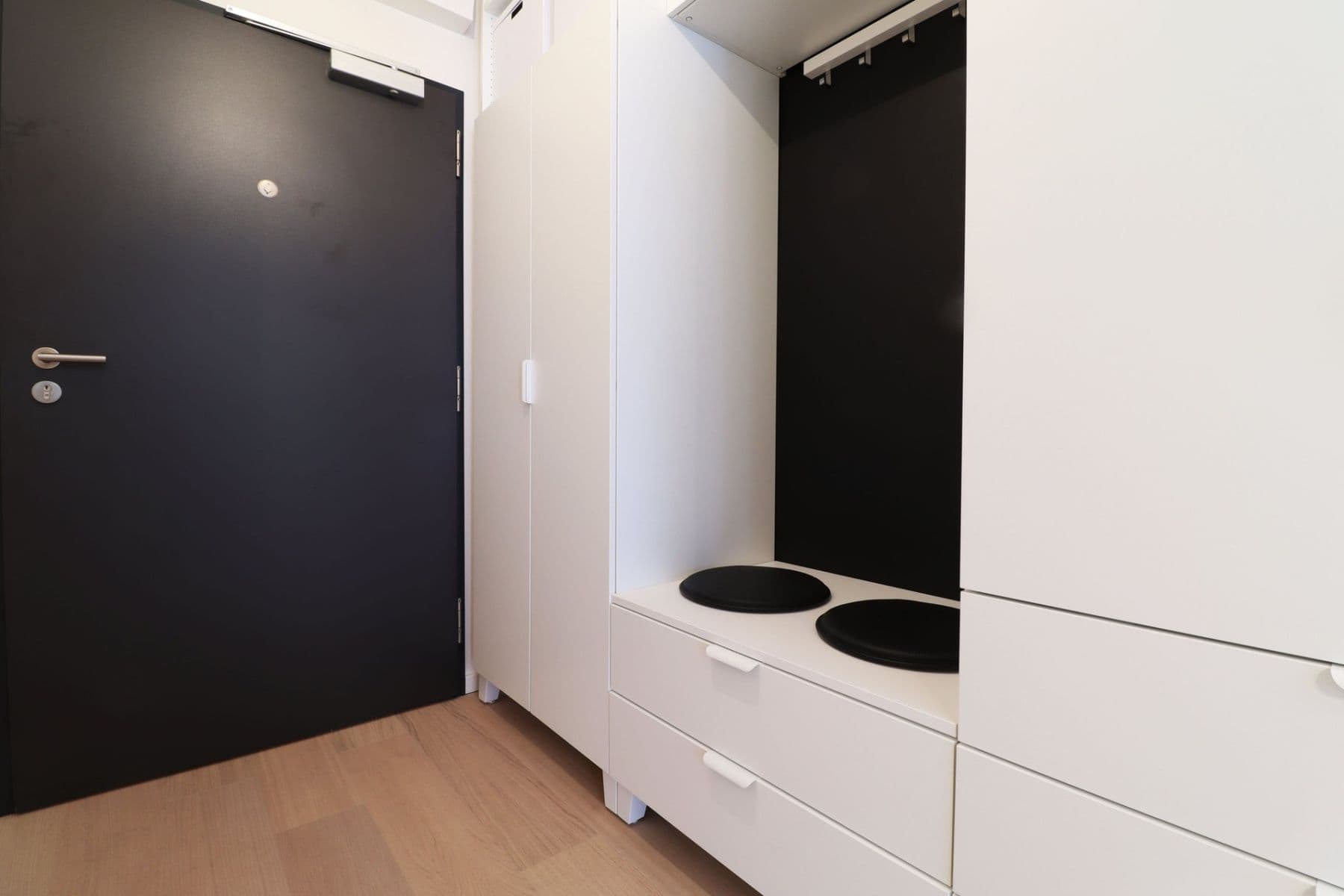 Studio flat to rent, 28 m², V háji, Prague, Prague Studio flat to rent, 28 m², V háji, Prague, Prague