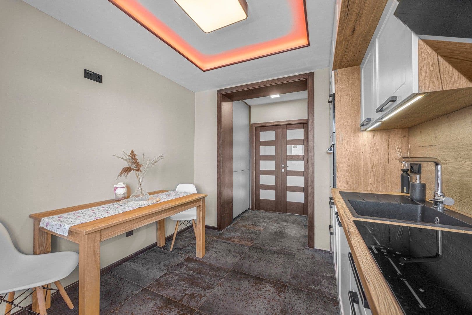 2 bedroom flat to rent, 50 m², Sklářská, Poděbrady, Středočeský Region 2 bedroom flat to rent, 50 m², Sklářská, Poděbrady, Středočeský Region