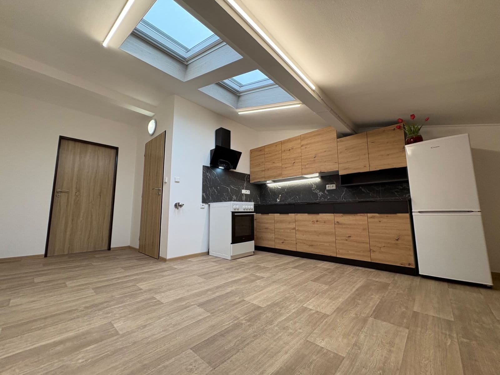 1 bedroom with open-plan kitchen flat to rent, 44 m², Nádražní, Líbeznice, Středočeský Region 1 bedroom with open-plan kitchen flat to rent, 44 m², Nádražní, Líbeznice, Středočeský Region