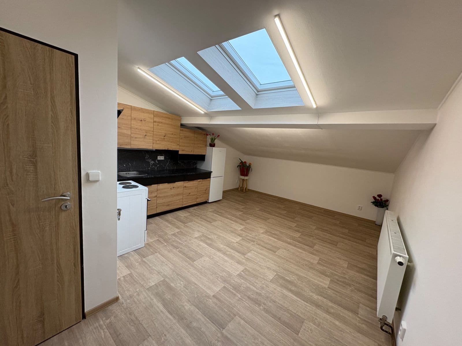 1 bedroom with open-plan kitchen flat to rent, 44 m², Nádražní, Líbeznice, Středočeský Region 1 bedroom with open-plan kitchen flat to rent, 44 m², Nádražní, Líbeznice, Středočeský Region